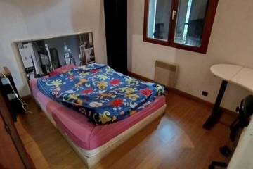Gîte pour 2 personnes, avec terrasse et jardin à Pessac