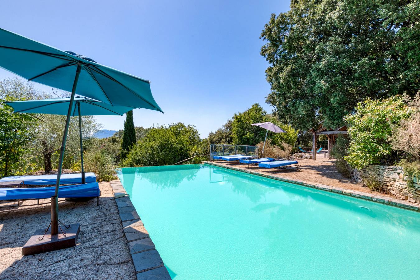 Location De Vacances pour 10 Personnes dans Notre-Dame-de-Londres, Région de Lodève