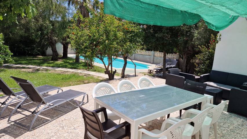 Location de vacances pour 9 personnes, avec jardin à El Campello - 3