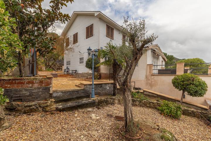 Casa de vacaciones para 8 personas, con Balcón además de Jardín y Vistas al lago en Provincia de Madrid - 2