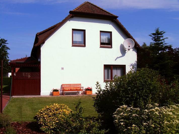 Ferienhaus für 6 Personen, mit Garten und Terrasse in Misselwarden