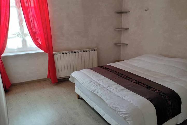 Gîte pour 8 personnes, avec jardin à Rully - 2