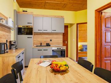 Holiday Rental for 10 People in Balatonszárszó, Southern Transdanubia, Photo 4