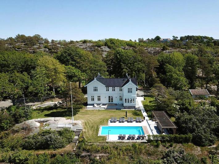 Ferienhaus für 14 Personen, mit Terrasse und Pool in Tjøme