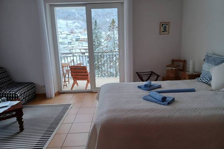 Chambre d’hôte pour 4 personnes, avec Jardin