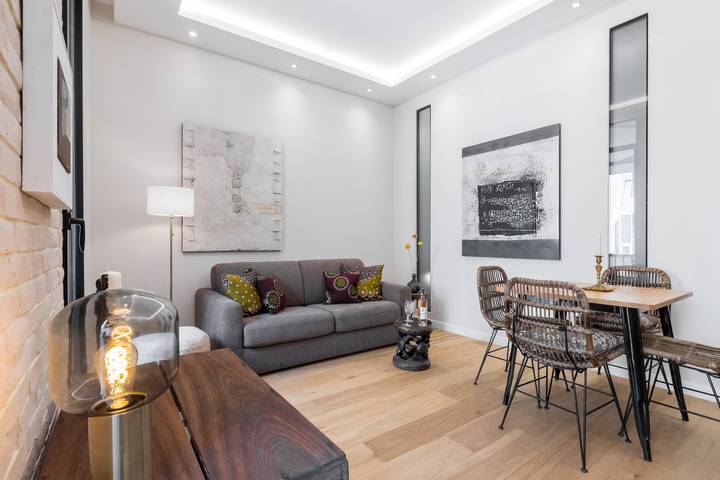 Ferienwohnung für 2 Personen, mit Balkon in Nizza