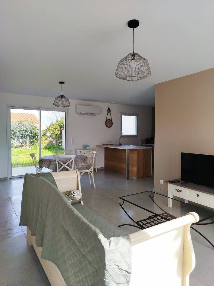 Gîte pour 6 personnes, avec jardin et terrasse