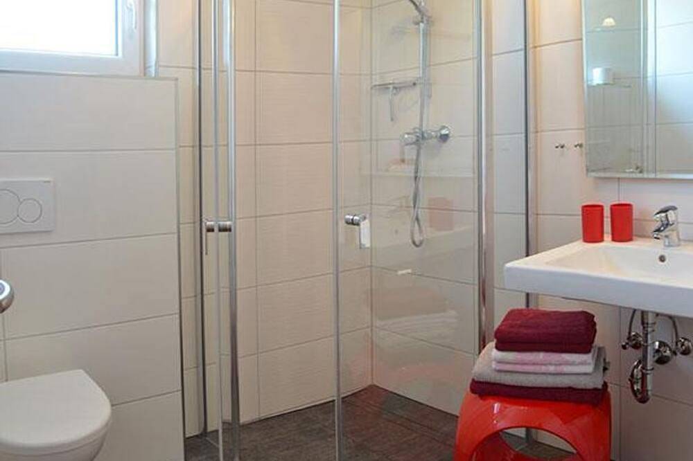 Ganze Wohnung, Ferienwohnung 6 Og, Studio, 1-2 Pers. 45 m2 - Ferienwohnungen Familie Fuss in Ochsenkopf, Bischofsgrün