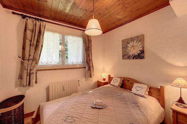 Gîte pour 6 personnes, avec jardin dans Office De Tourisme De Combloux - 3