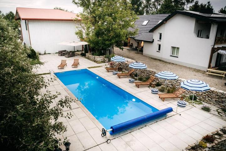 Apartament wakacyjny dla 6 osób, z basen i jacuzzi oraz ogród - 1