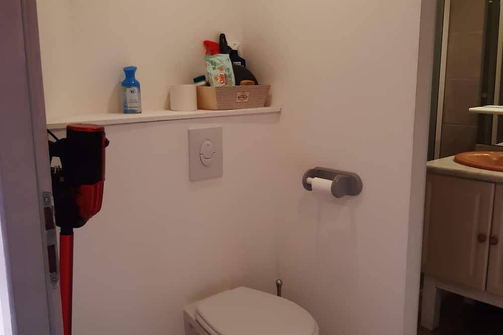 Entire apartment, Private studio at the gateway to the Bay of Arcachon in Le Barp, Arcachon region