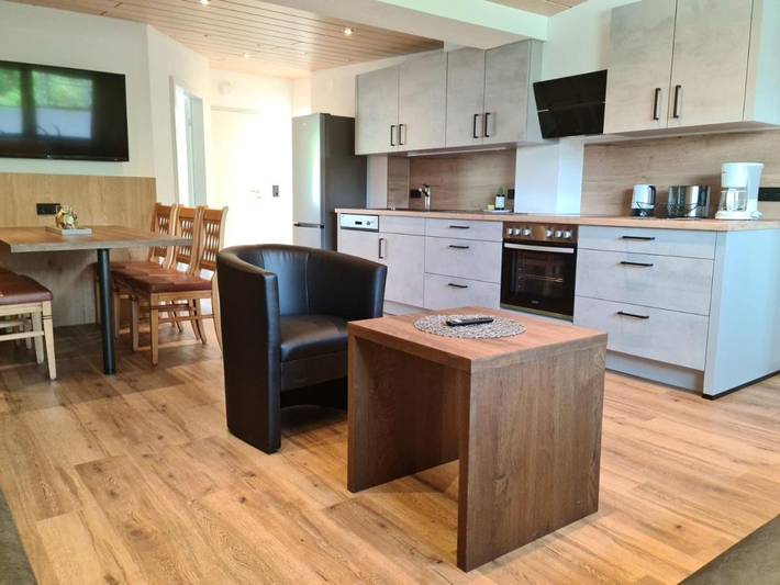 Ferienwohnung für 7 Personen, mit Balkon und Terrasse sowie Ausblick in Riezlern - 2
