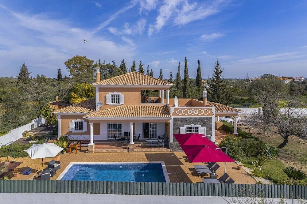 Casa vacanza a Guia a partire da 270€ a notte