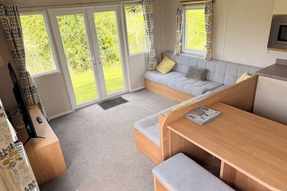 Static Caravan for 8 People in Skegness, Lincolnshire