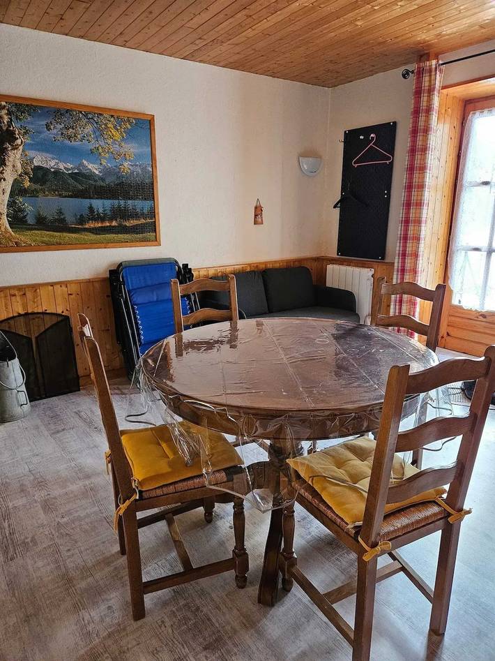 Location de vacances pour 4 personnes, avec jardin à Saint-Anthème - 4