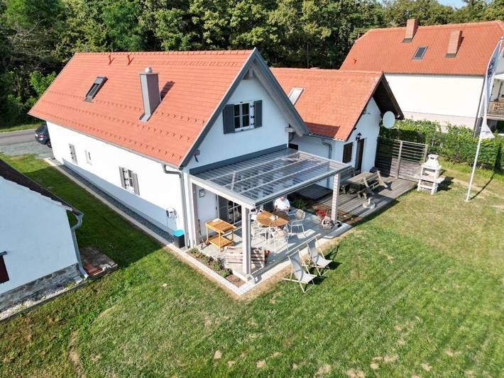 Ferienwohnung für 5 Personen, mit Sauna und Garten sowie Ausblick, mit Haustier