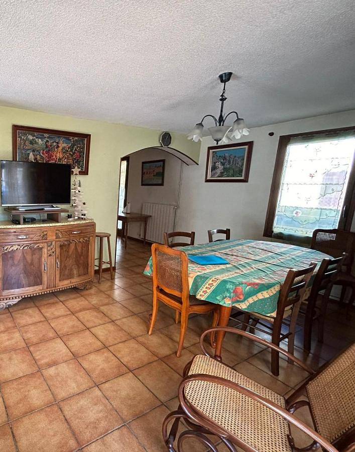 Location de vacances pour 7 personnes, avec jardin et vue à Savignac-les-Ormeaux - 3