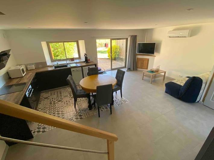 Location de vacances pour 6 personnes, avec piscine ainsi que terrasse et jardin à Alvignac - 2