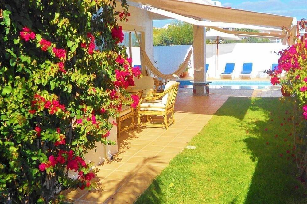 Ganze Wohnung, Appartement am Meer mit eigenem Pool, Grill und Meerblick in São Sebastião, Lagos