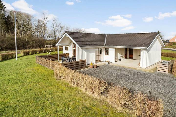 Ferienhaus für 4 Personen, mit Sauna und Terrasse, mit Haustier in Pøt Strandby