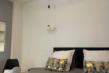 Appartement De Vacances pour 4 Personnes dans Versailles, Yvelines, Photo 1
