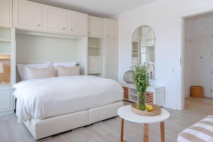 Ganze Wohnung, Sonniges 1 Raumappartement mit Südbalkon in Wenningstedt, Sylt
