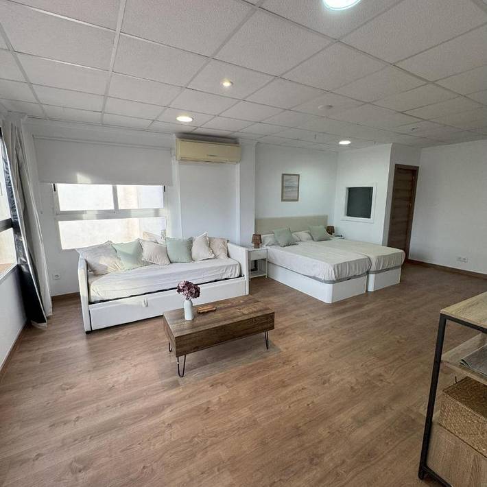 Casa de huéspuedes para 4 personas, con jardín, Se admiten mascotas en Calpe