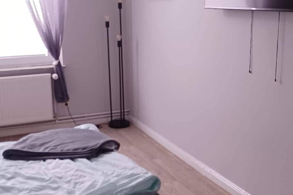 Ganze Wohnung, Ruhige 3 Zi., Küche, Bad. 80 qm, Balkon u. Garten mitten in der Stadt in Peine, Braunschweig und Umgebung