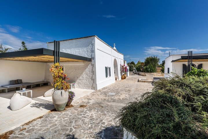 Trulli Restano by Perle di Puglia in Cisternino, Salento