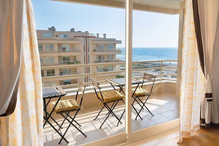 Apartamento para 6 personas, con piscina además de jardín y balcón en Ovar