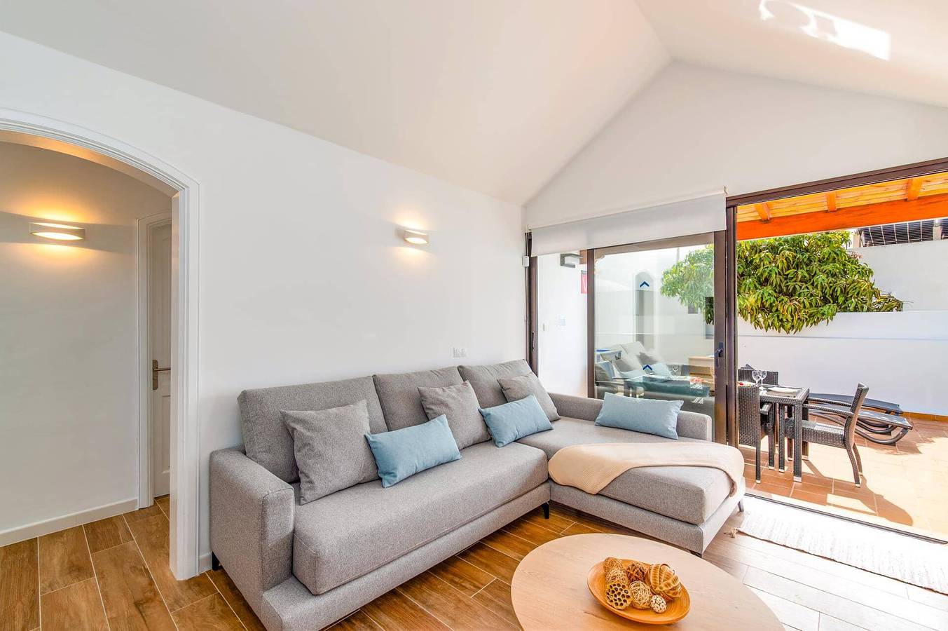 Villa Famara by Villa Plus in Puerto del Carmen, Tías