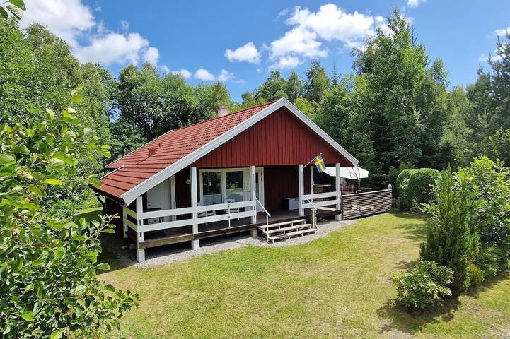 Ferienhaus für 5 Personen, mit Terrasse und Garten sowie Sauna