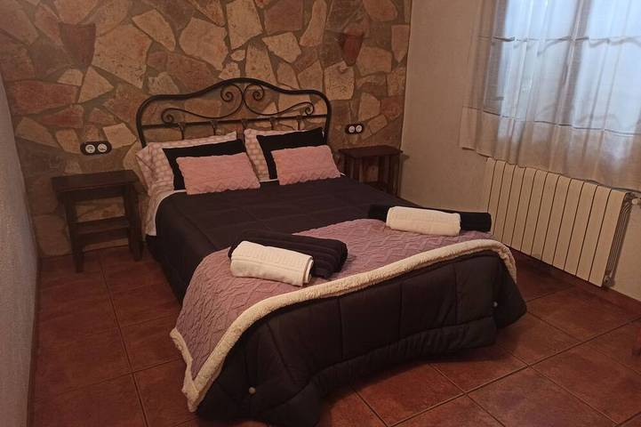 Rural house in the high mountain range of Cuenca, ideal for a family. in Tejadillos, Cuenca Provinz