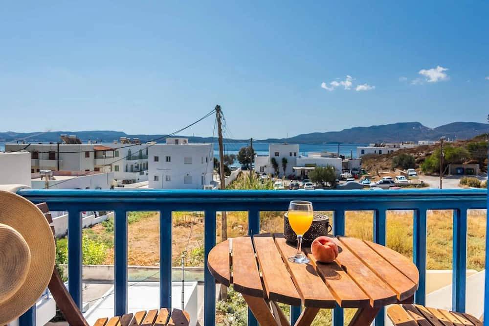 Apartment for 2 People in Milos, Cyclades