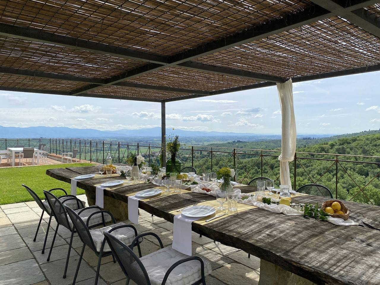 Appartamento intero, Casolare con piscina, sauna e vista sulla valle in Monte San Savino, Chianti
