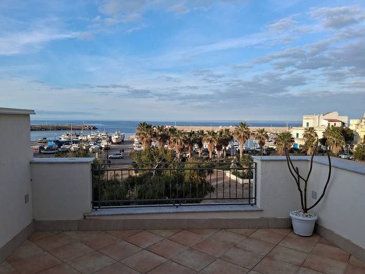 Casa vacanza per 4 persone sull' Isola delle Femmine