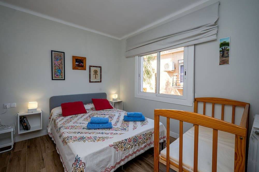 Entire apartment, Beautiful apartment for 6 guests with Wifi, Tv and terrace in Premià de Dalt, Costa del Maresme