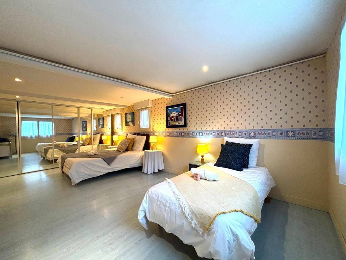 Appartement entier, Color - Charmant appartement proche Rer B & C avec Jardin in Verrières-le-Buisson, Essonne