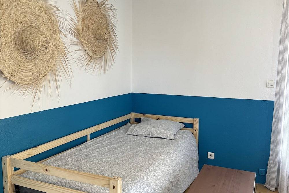 Ganze Wohnung, T2 -Apartment-Apartment-Ensuite mit Dusche-Meerblick in La Capte, Hyeres