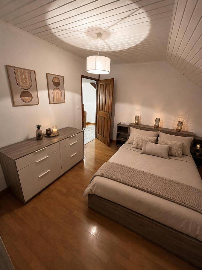 Location de vacances pour 5 personnes, avec jardin et terrasse à Couchey - 2