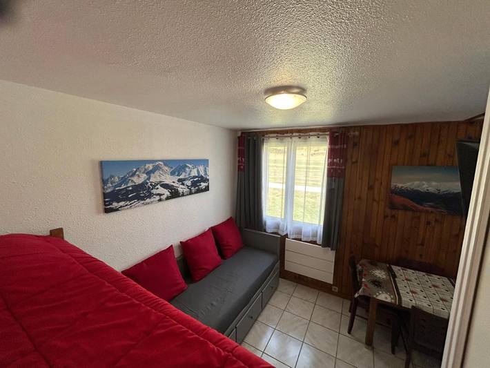 Gîte pour 4 personnes, avec vue à La Llagonne - 3