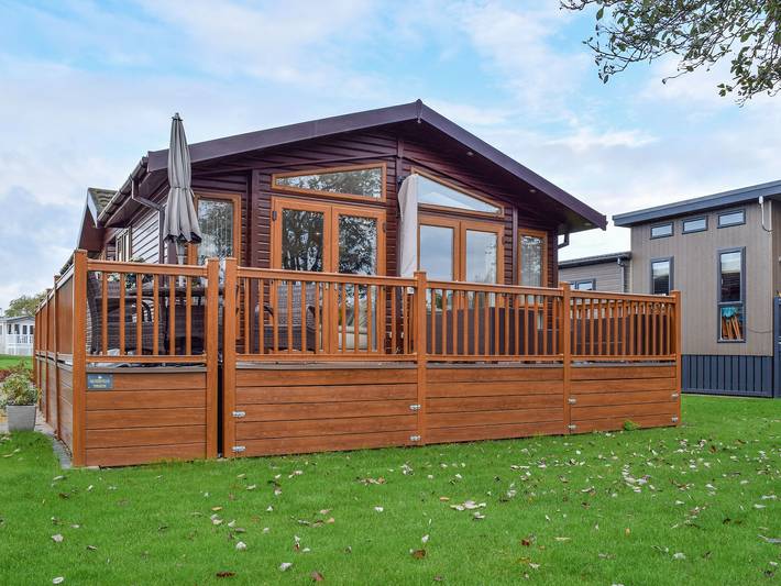 Log cabin for 4 people, with Garden in Warwickshire