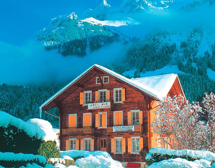 Location de vacances pour 30 personnes, avec balcon et vue à Champéry