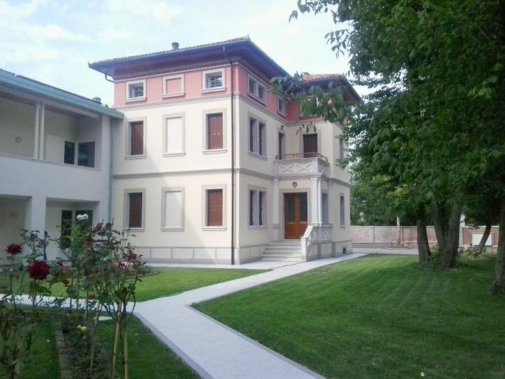 Appartamento per 4 persone, con Balcone e Terrazza nonché Giardino a Portogruaro