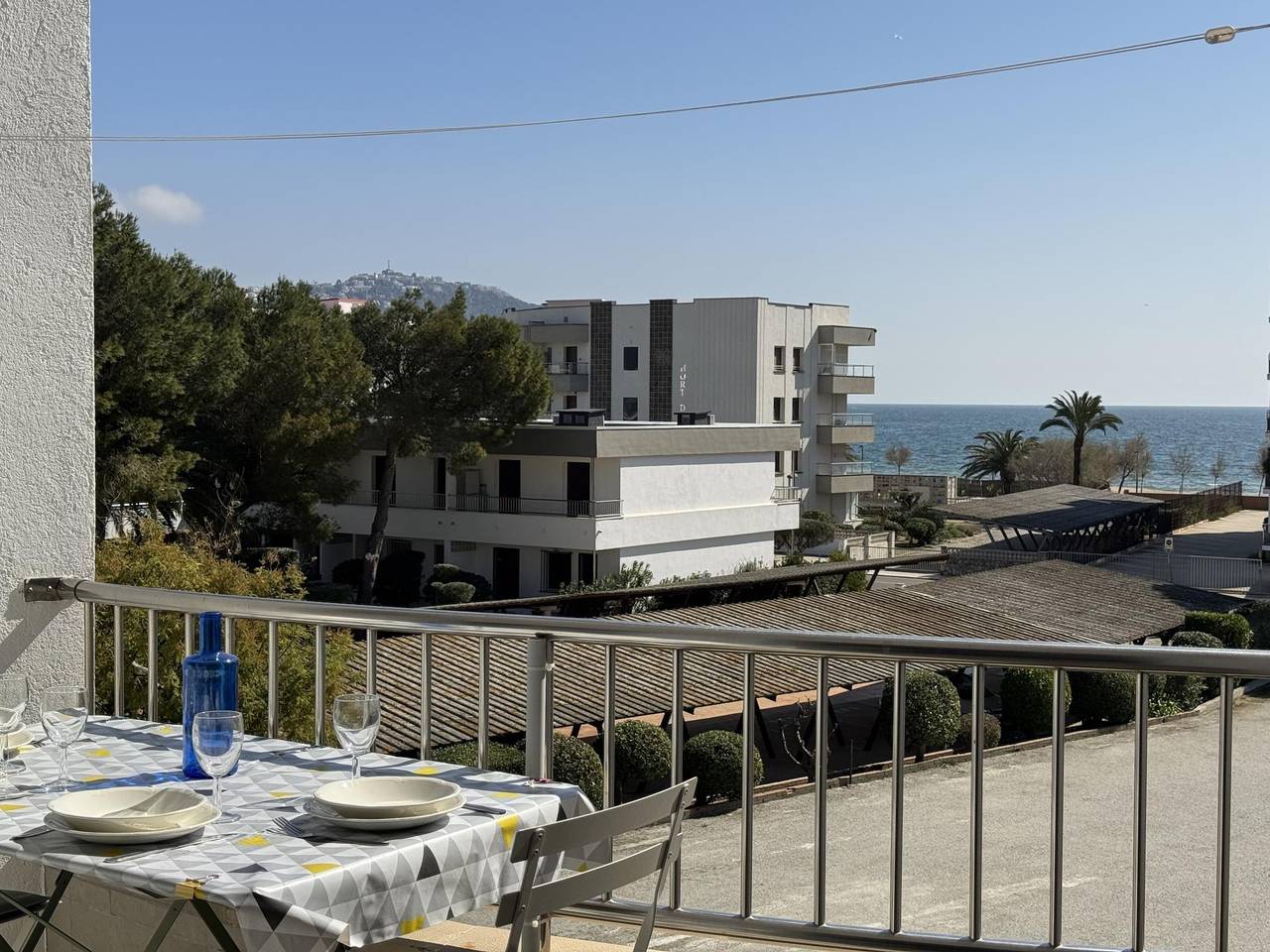 Appartement de vacances entier, Slv. À 2min de la plage, parking et climatisation in Platja de Sant Margarida (Roses), Roses