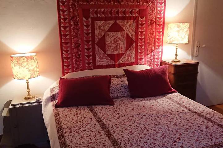 Gîte pour 4 personnes, avec jardin et terrasse à Bessan - 2