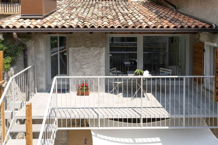 Ferienwohnung für 4 Personen, mit Balkon und Seeblick