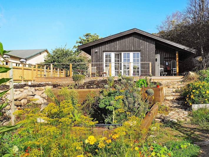 Feriehus for 4 personer, med Terrasse og Hage i Bohuslän