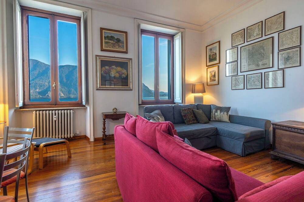 Angenehme Wohnung in einem Ferienhaus für 4 Leute mit  W-Lan und Haustiere erlaubt in San Maurizio (Ghiffa), Ghiffa