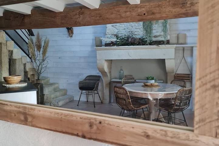 Gîte pour 11 personnes, avec Terrasse et Jardin